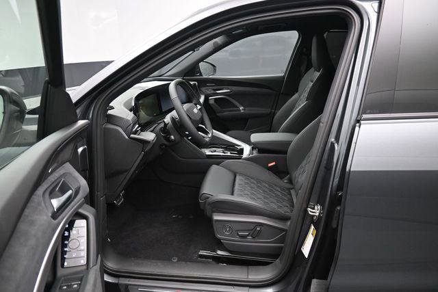 New 2026 Audi SQ5 Premium Plus AWD/4WD image 9