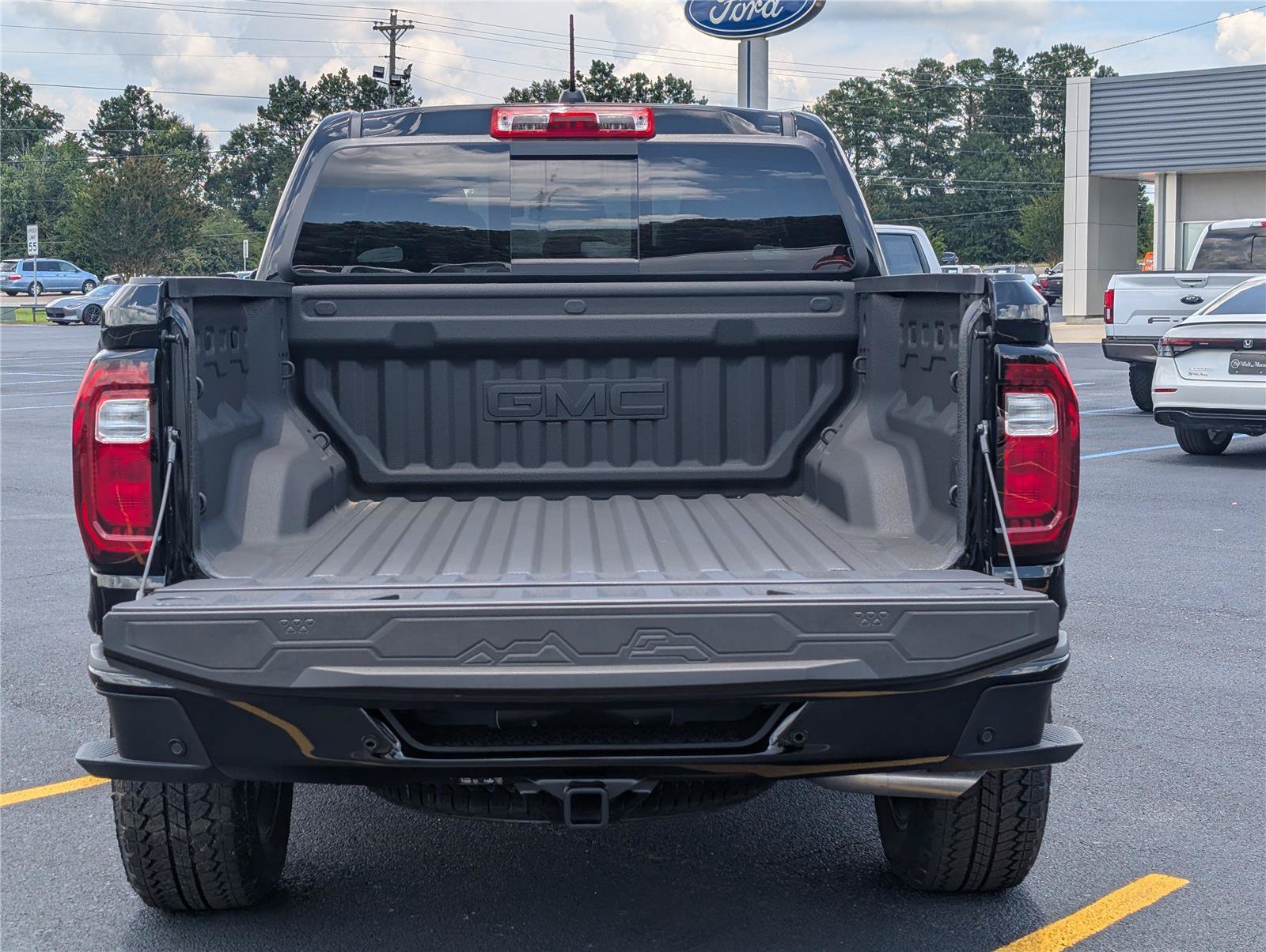 New 2026 GMC Canyon Denali AWD/4WD image 6