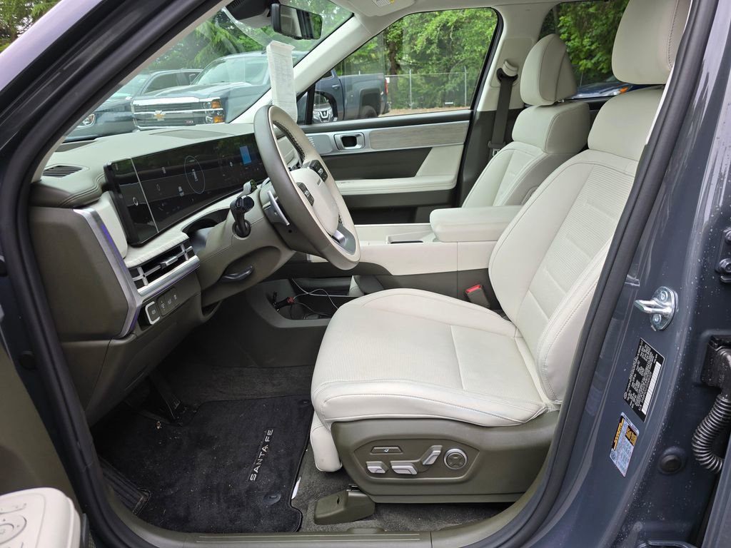 Used 2025 Hyundai Santa Fe Calligraphy AWD/4WD image 8