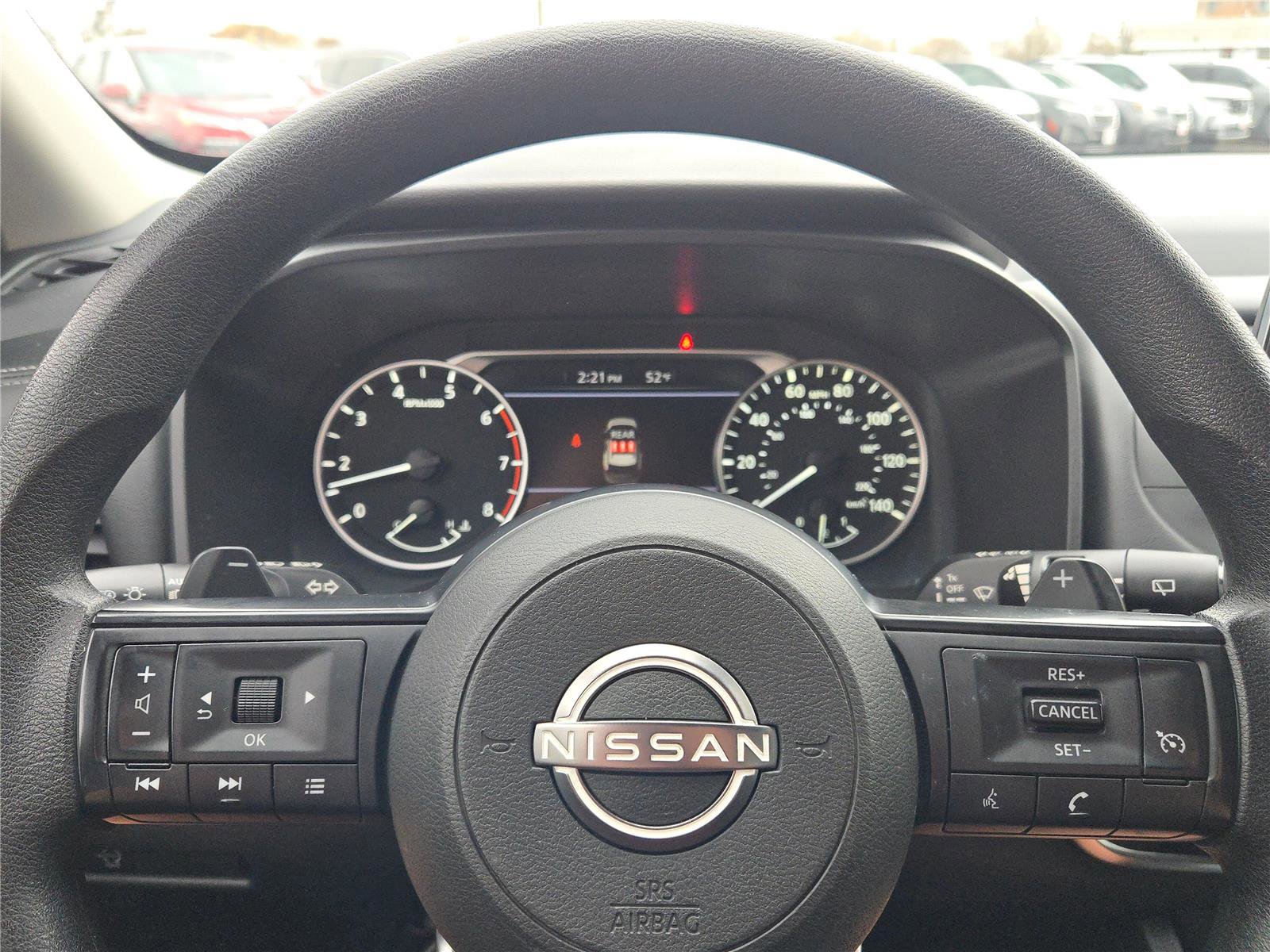 Used 2024 Nissan Rogue S image 33