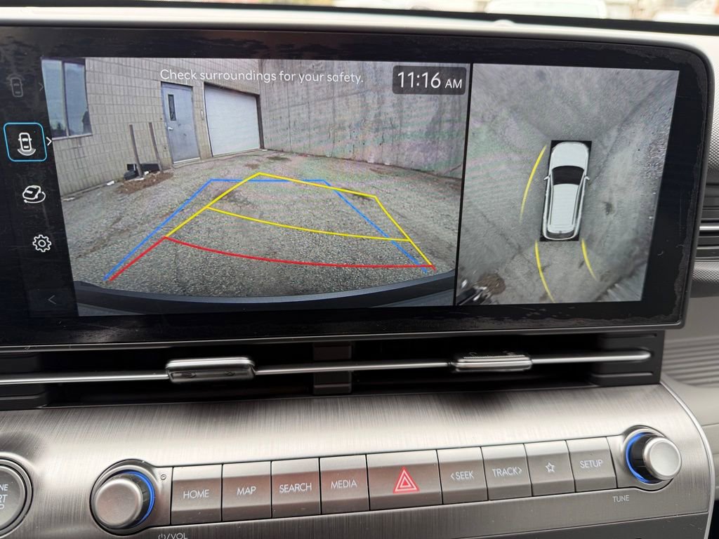 Used 2024 Hyundai Kona Limited FWD image 28
