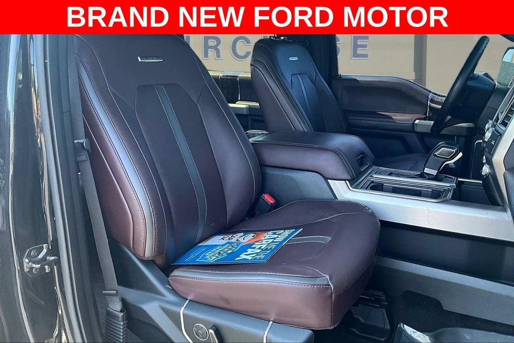 Used 2016 Ford F150 Platinum w/ Equipment Group 701A Luxury AWD/4WD image 31