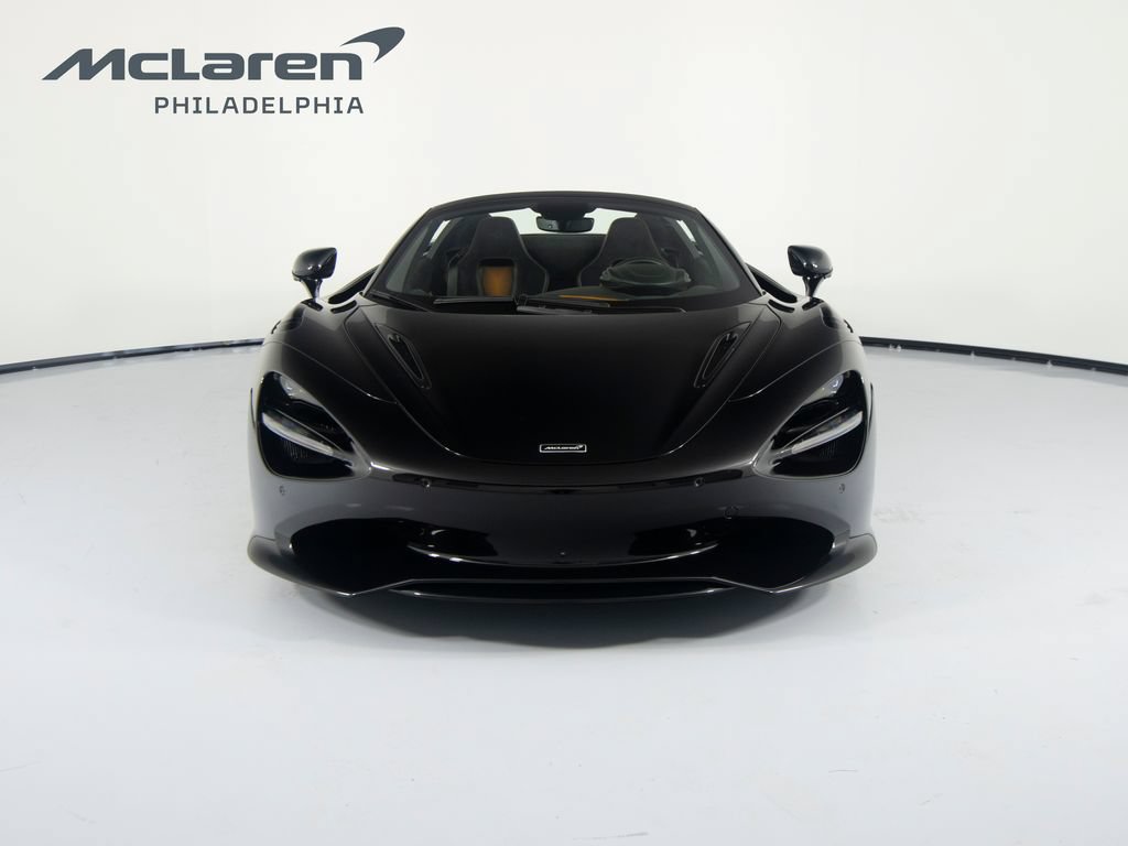 Used 2026 McLaren 750S Spider RWD image 3