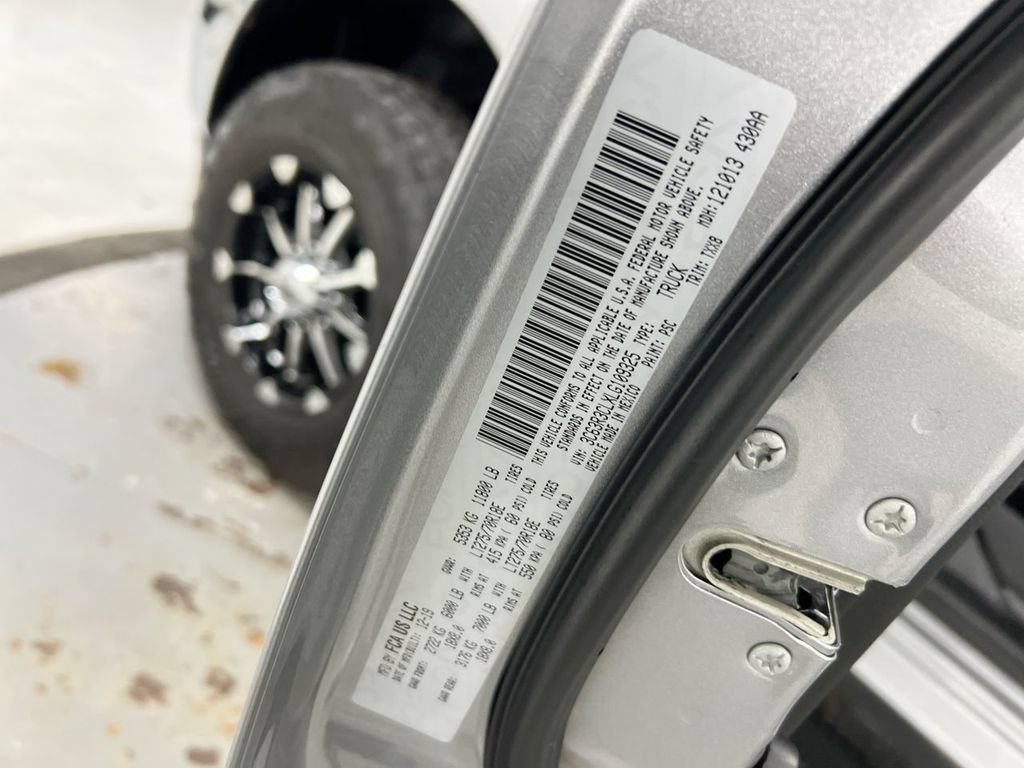 Used 2020 RAM 3500 Tradesman w/ Chrome Appearance Group AWD/4WD image 27