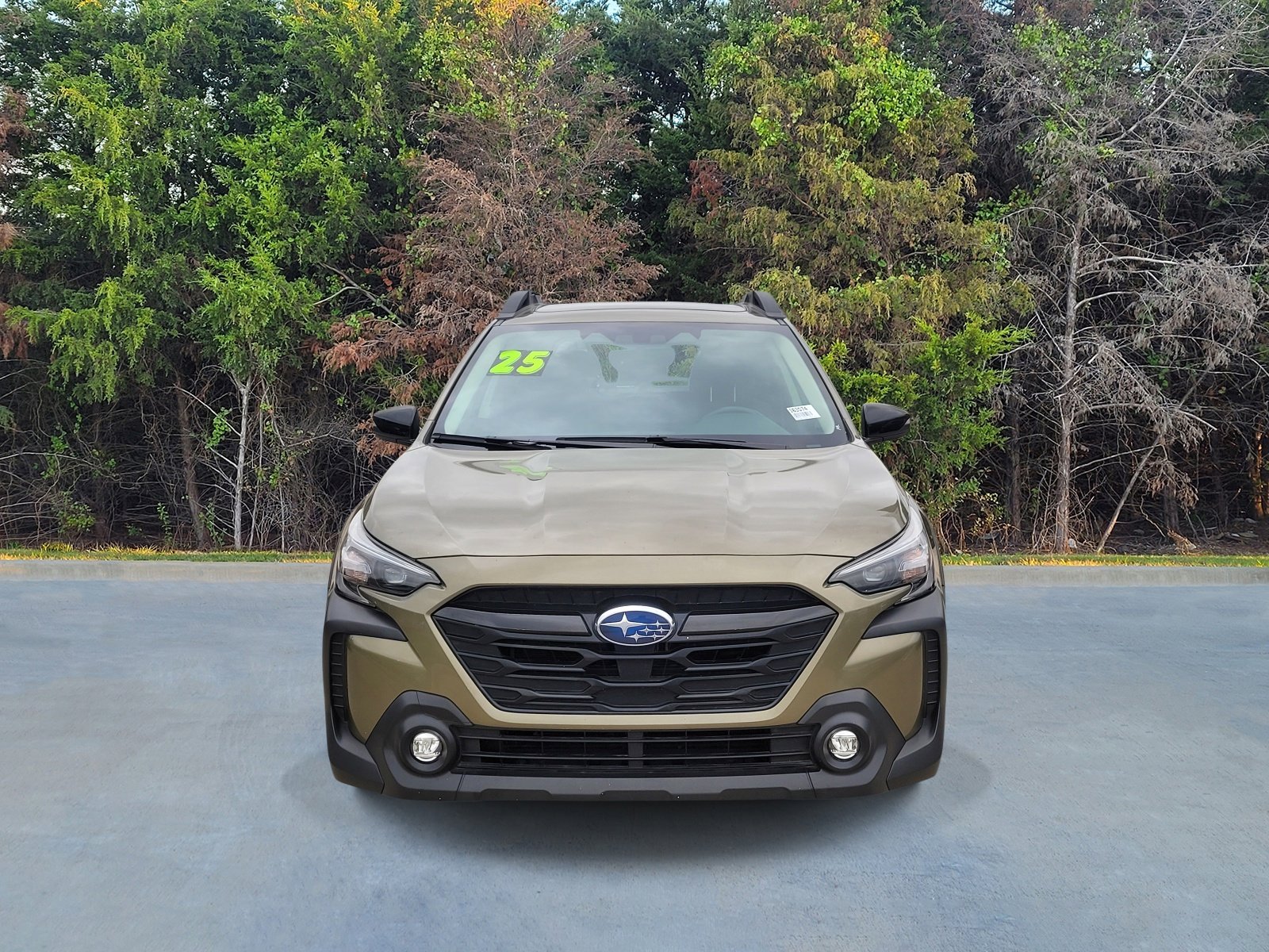 Used 2025 Subaru Outback Onyx Edition AWD/4WD image 2