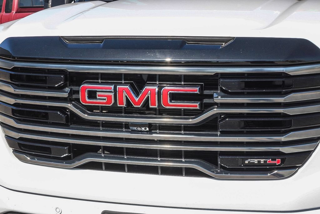 Used 2025 GMC Sierra 1500 AT4 AWD/4WD image 6