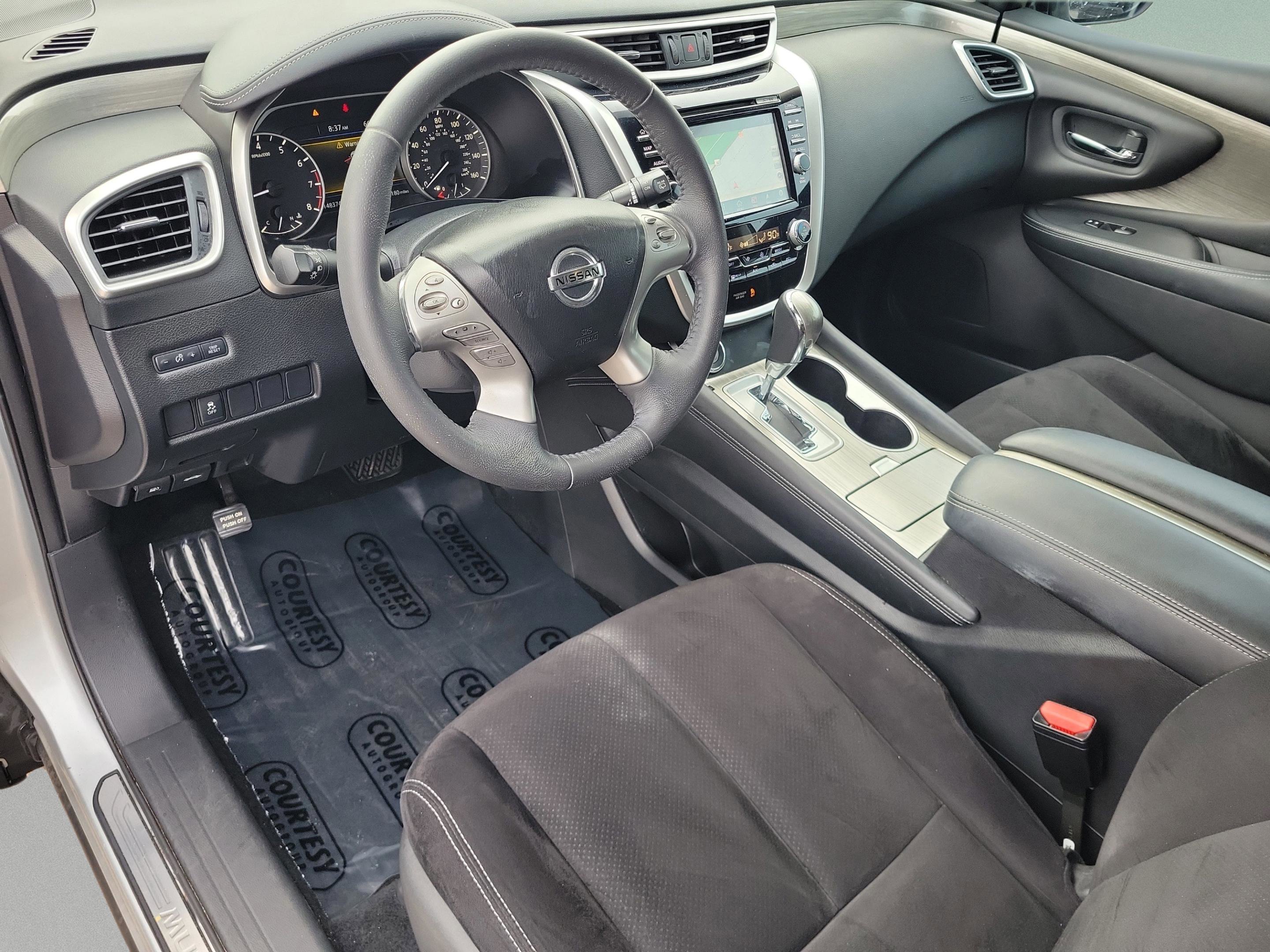 Used 2016 Nissan Murano SV image 25