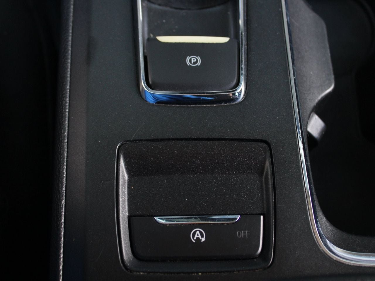 Used 2019 Ford Fusion SE FWD image 27