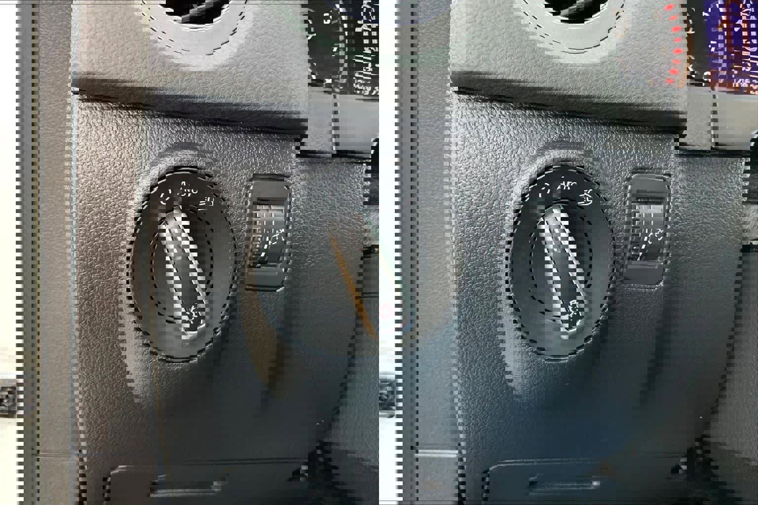 Used 2017 Volkswagen Tiguan Wolfsburg Edition image 31