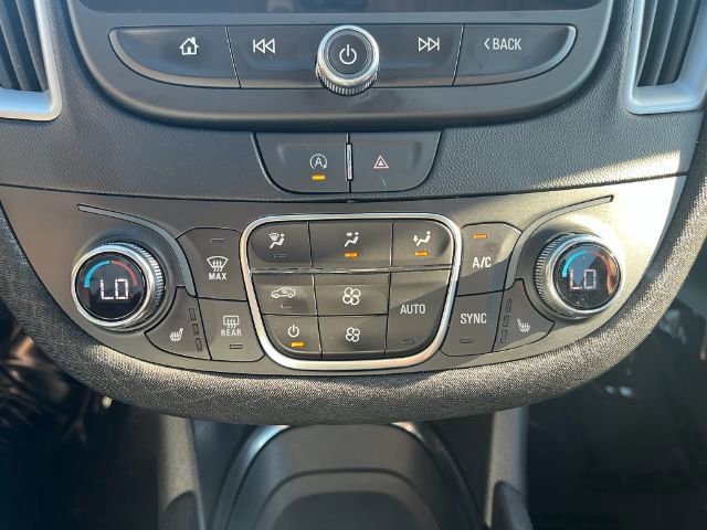 Used 2023 Chevrolet Malibu LT image 23