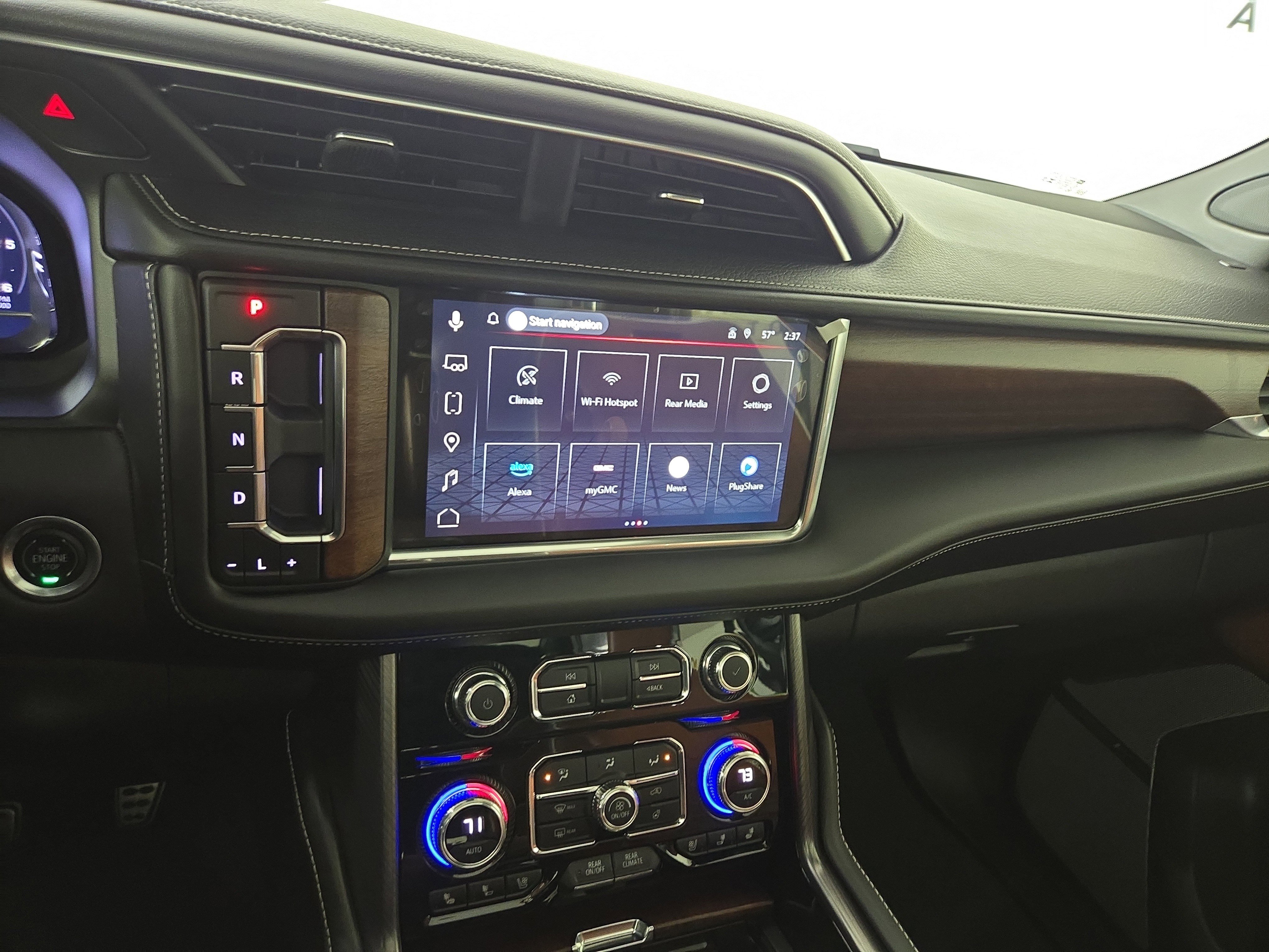 Used 2024 GMC Yukon Denali Ultimate image 25