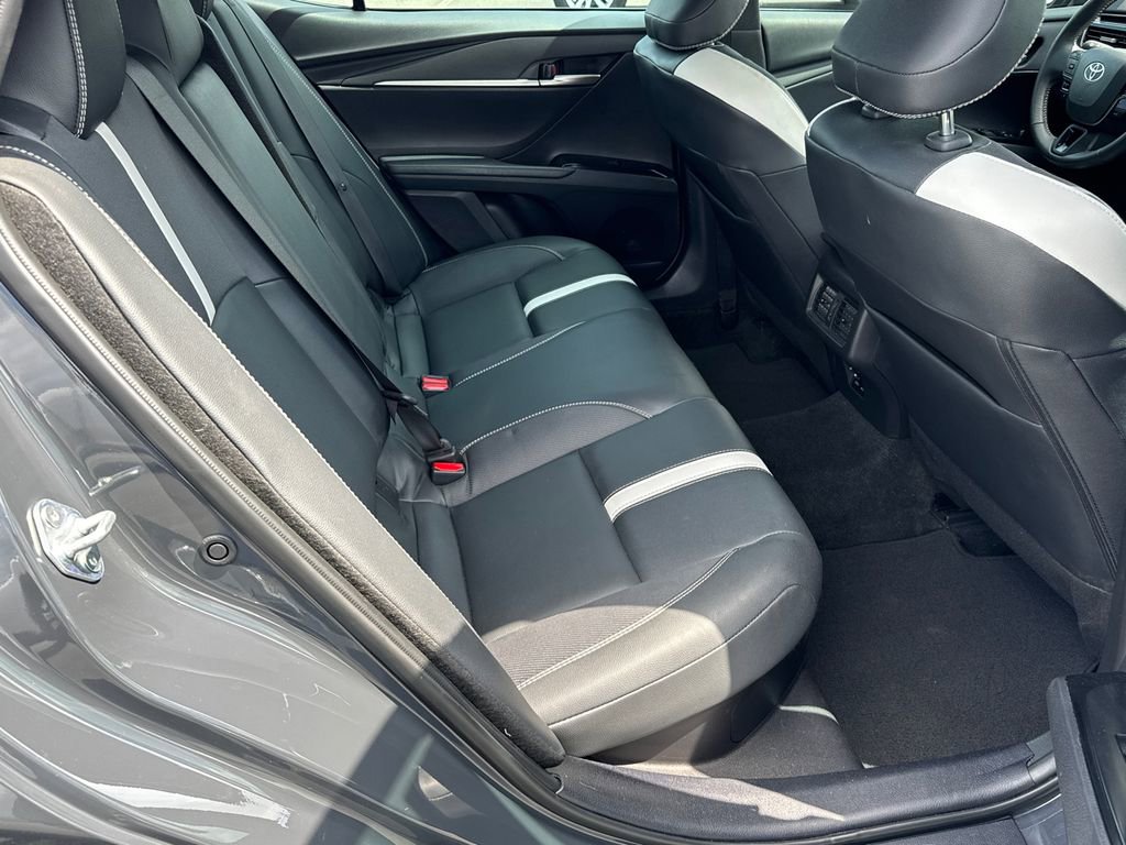 Certified 2025 Toyota Camry SE FWD image 15