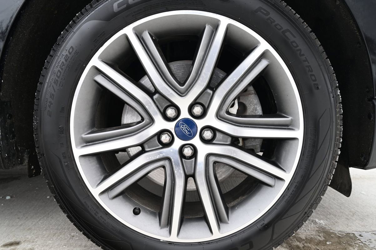 Used 2019 Ford Edge Titanium w/ Cold Weather Package image 48