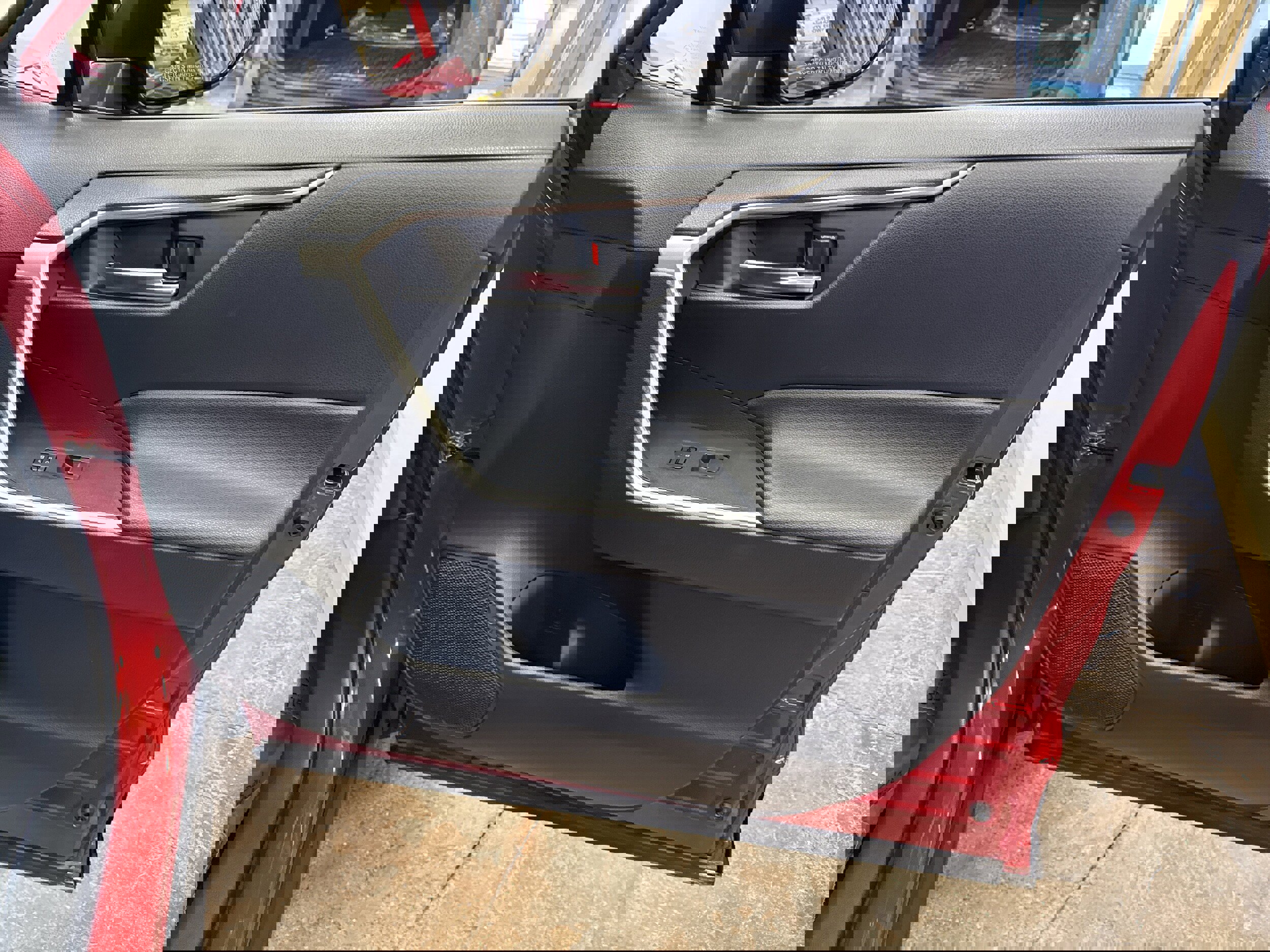 Used 2024 Toyota RAV4 SE w/ Weather & Moonroof Package image 15