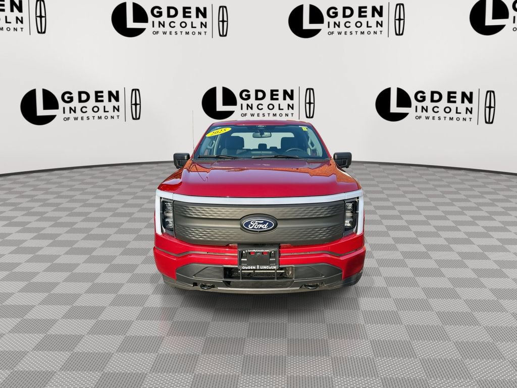 Used 2025 Ford F150 Lightning XLT AWD/4WD image 3