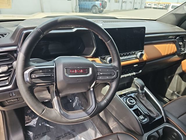 Used 2023 GMC Canyon AT4 w/ AT4 Premium Package AWD/4WD image 16