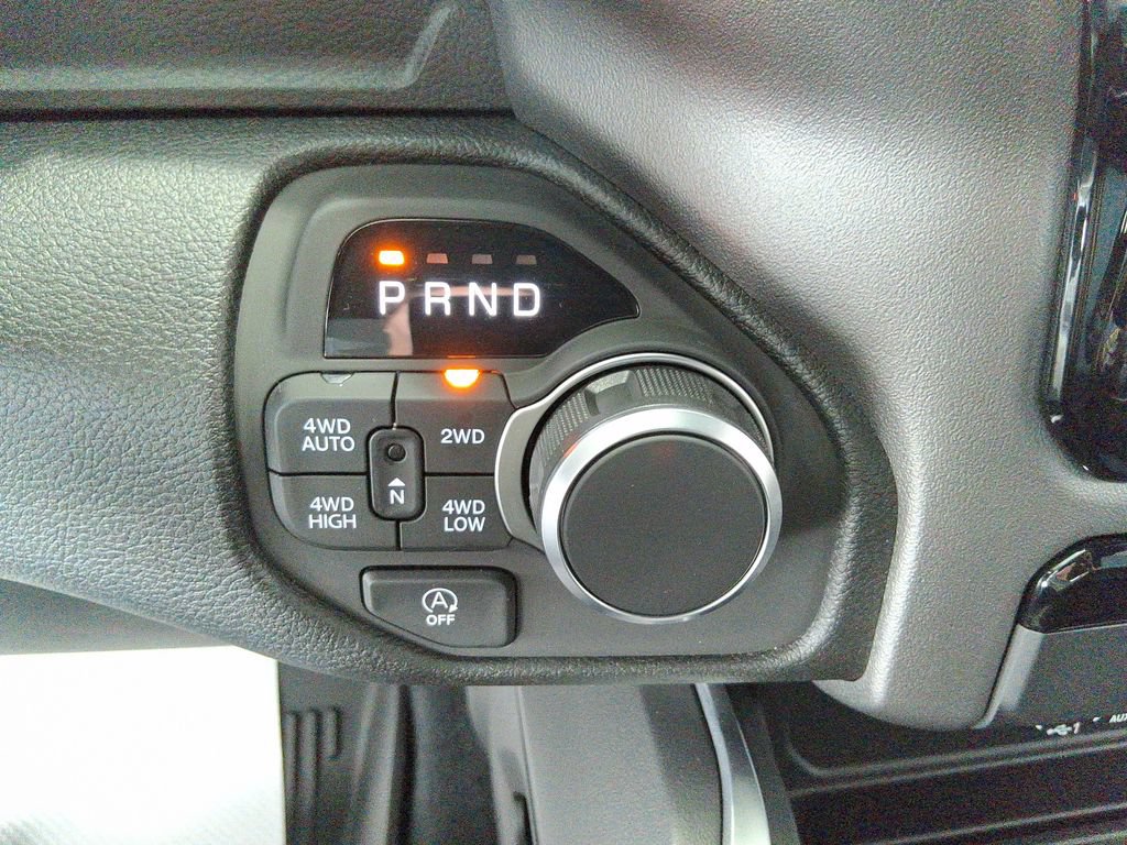 New 2026 RAM 1500 Big Horn AWD/4WD image 15