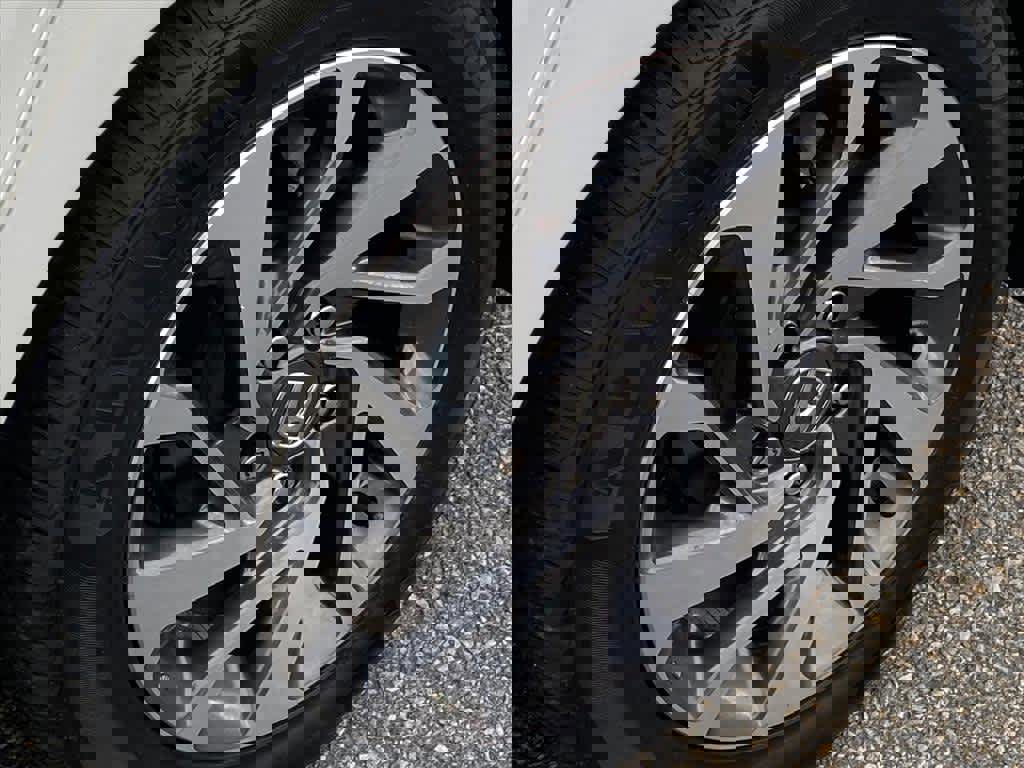 Used 2018 Honda Civic EX image 21