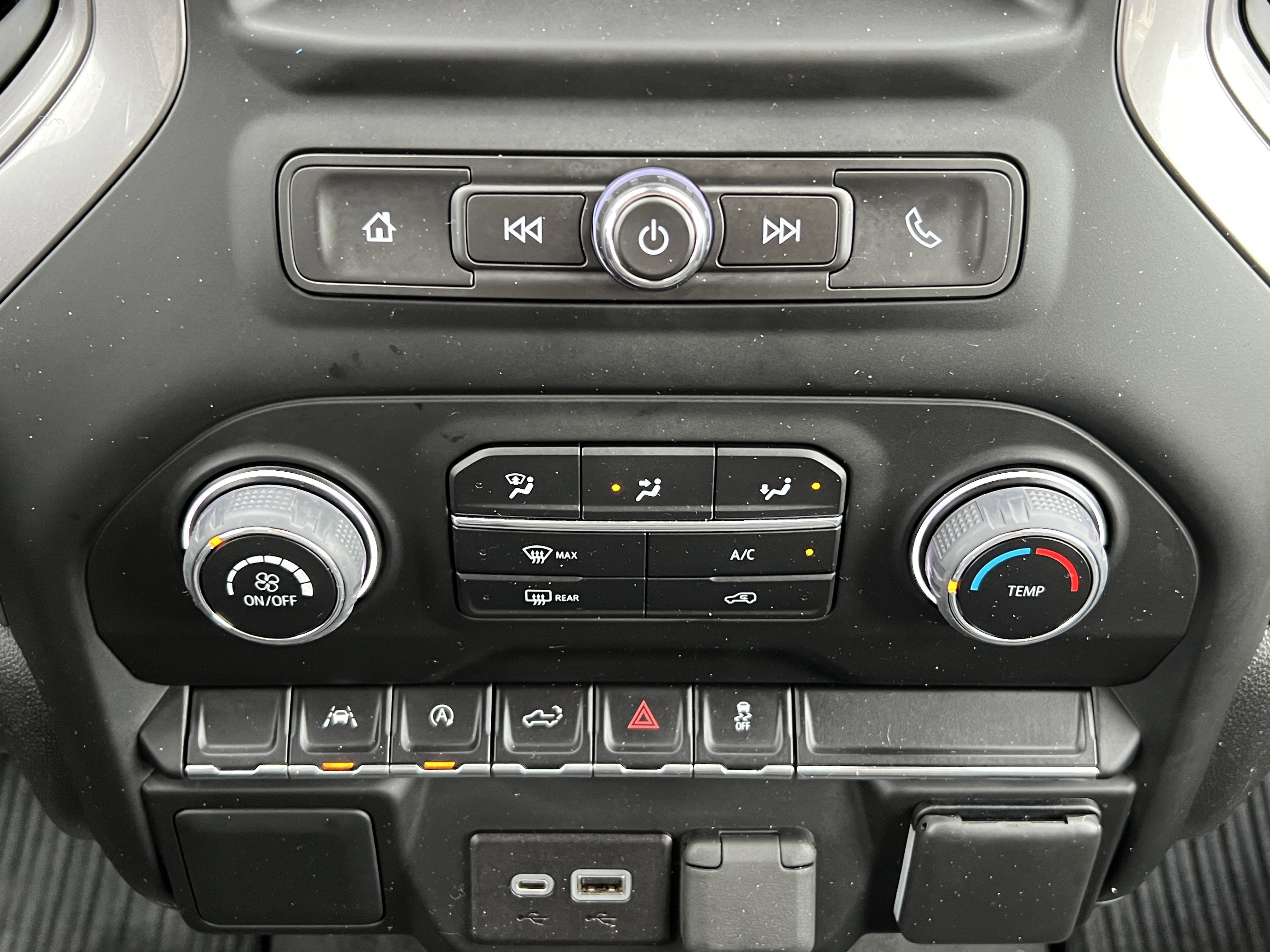 Used 2022 Chevrolet Silverado 1500 Custom image 27