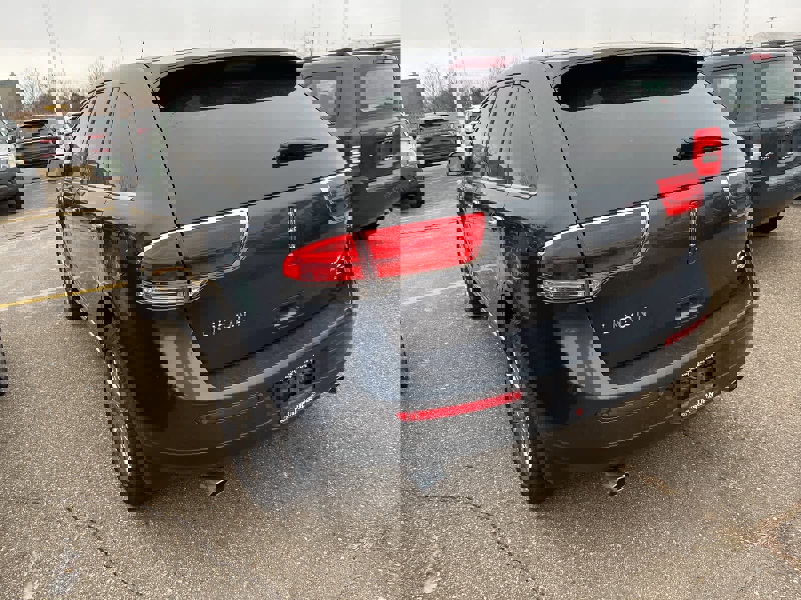 Used 2013 Lincoln MKX AWD image 11