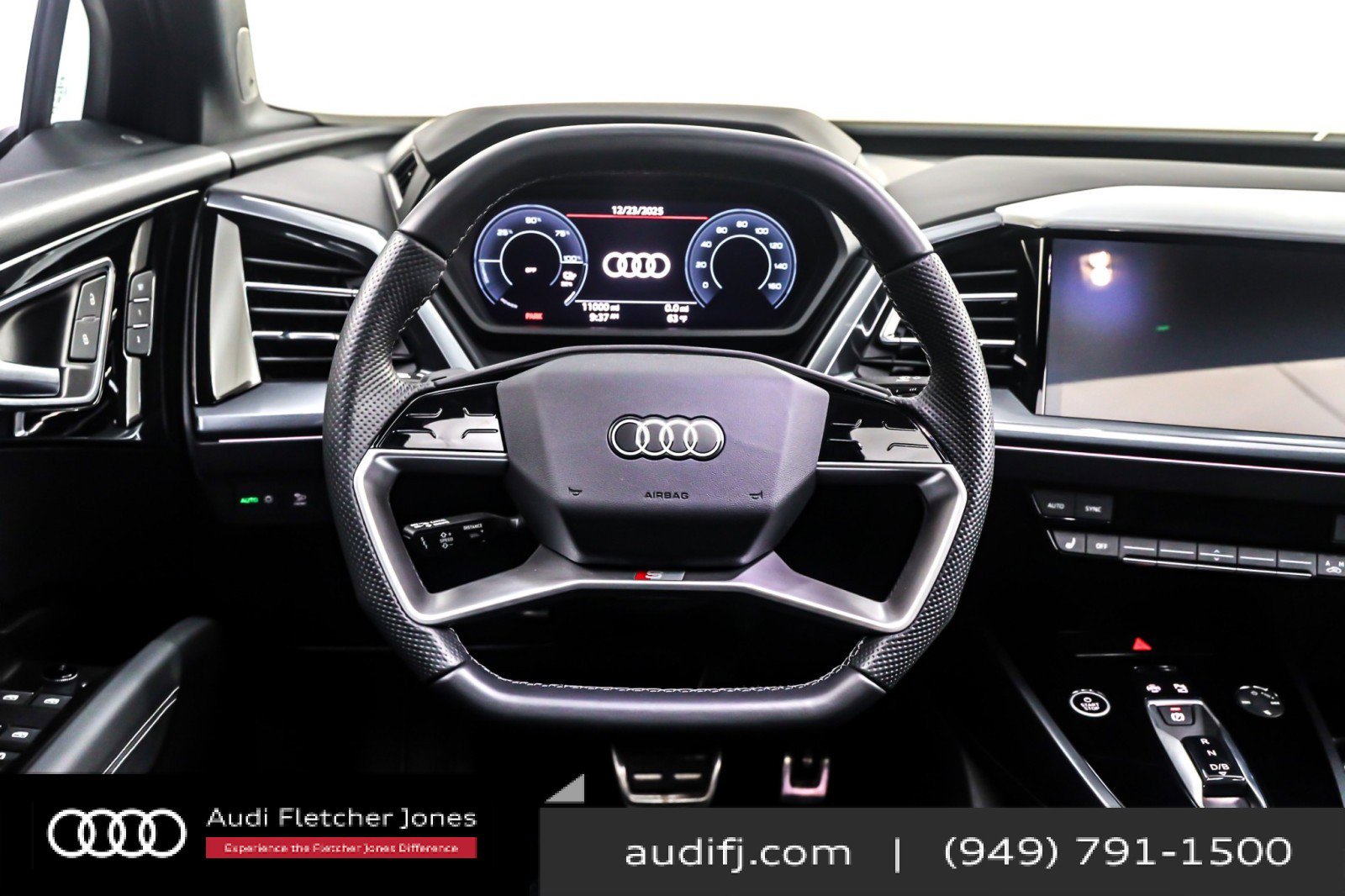 Used 2024 Audi Q4 e-tron Prestige w/ Black Optic Plus Package image 18