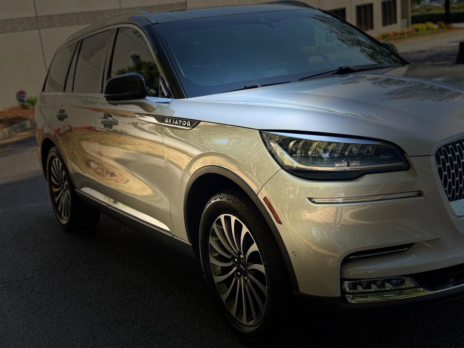 Used 2021 Lincoln Aviator Reserve w/ Equipment Group 201A AWD/4WD image 12