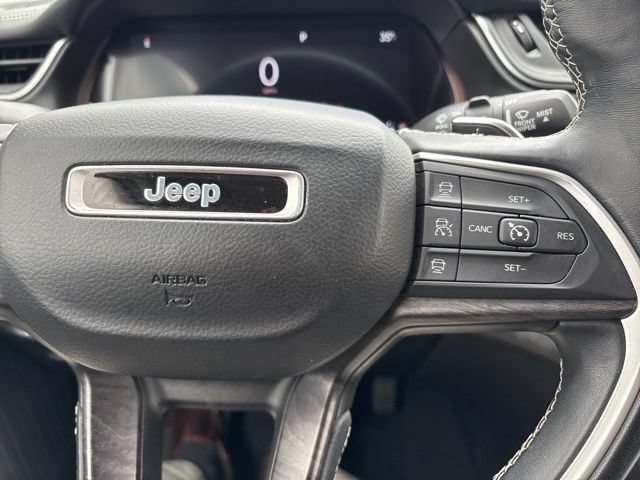 Used 2021 Jeep Grand Cherokee L Limited AWD/4WD image 11