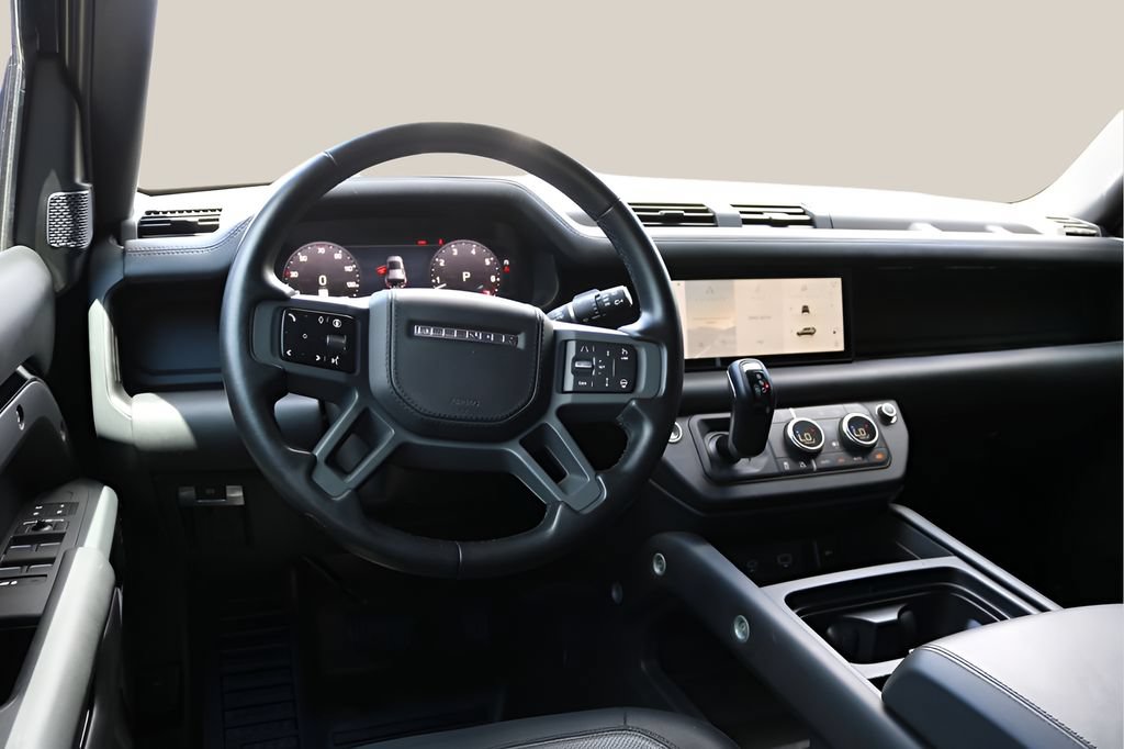 Used 2024 Land Rover Defender 110 X-Dynamic SE AWD/4WD image 14