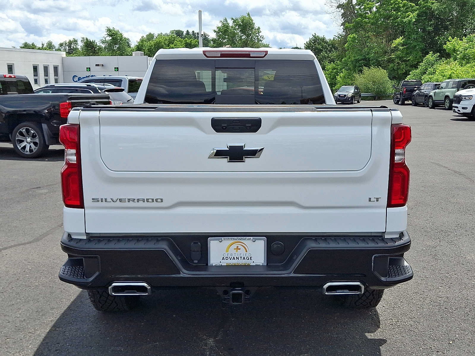 Used 2024 Chevrolet Silverado 1500 LT Trail Boss w/ Convenience Package II AWD/4WD image 6