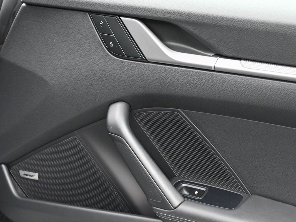 Certified 2023 Porsche 911 Carrera image 12