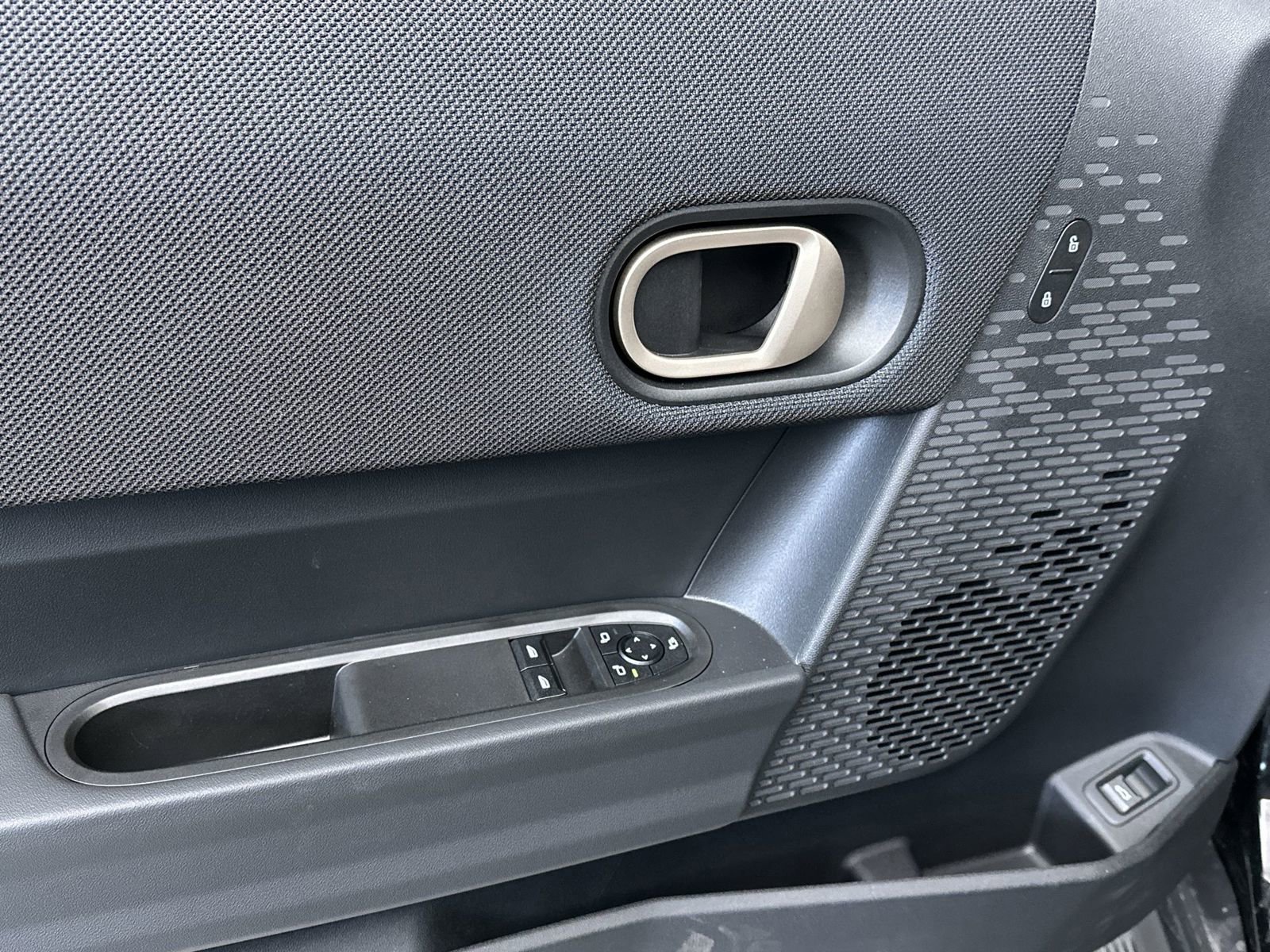 New 2026 MINI Cooper 2-Door Hardtop FWD image 15