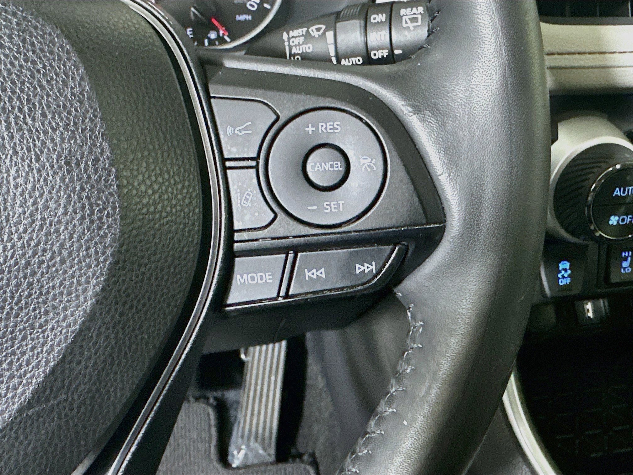 Certified 2022 Toyota RAV4 XLE Premium FWD image 17