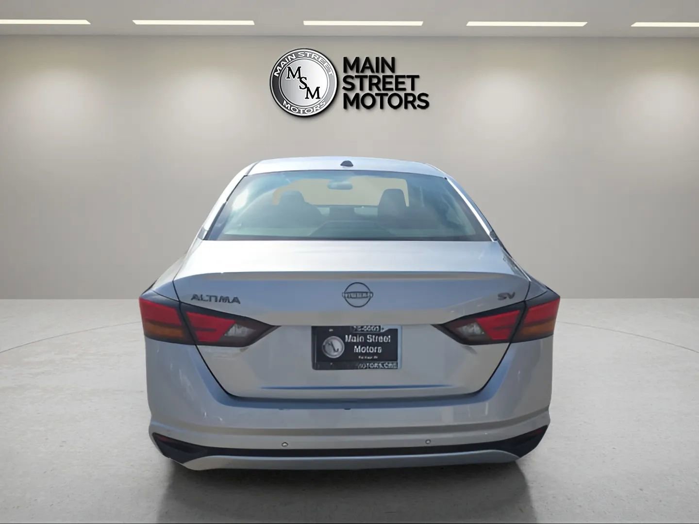 Used 2024 Nissan Altima 2.5 SV FWD image 4