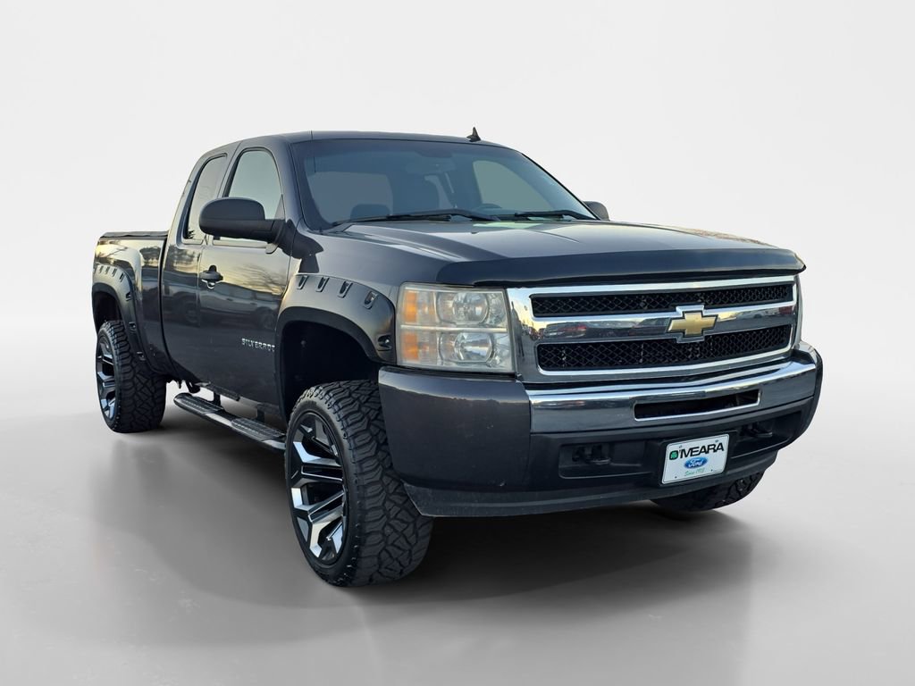 Used 2010 Chevrolet Silverado 1500 LT w/ Power Pack Plus image 9
