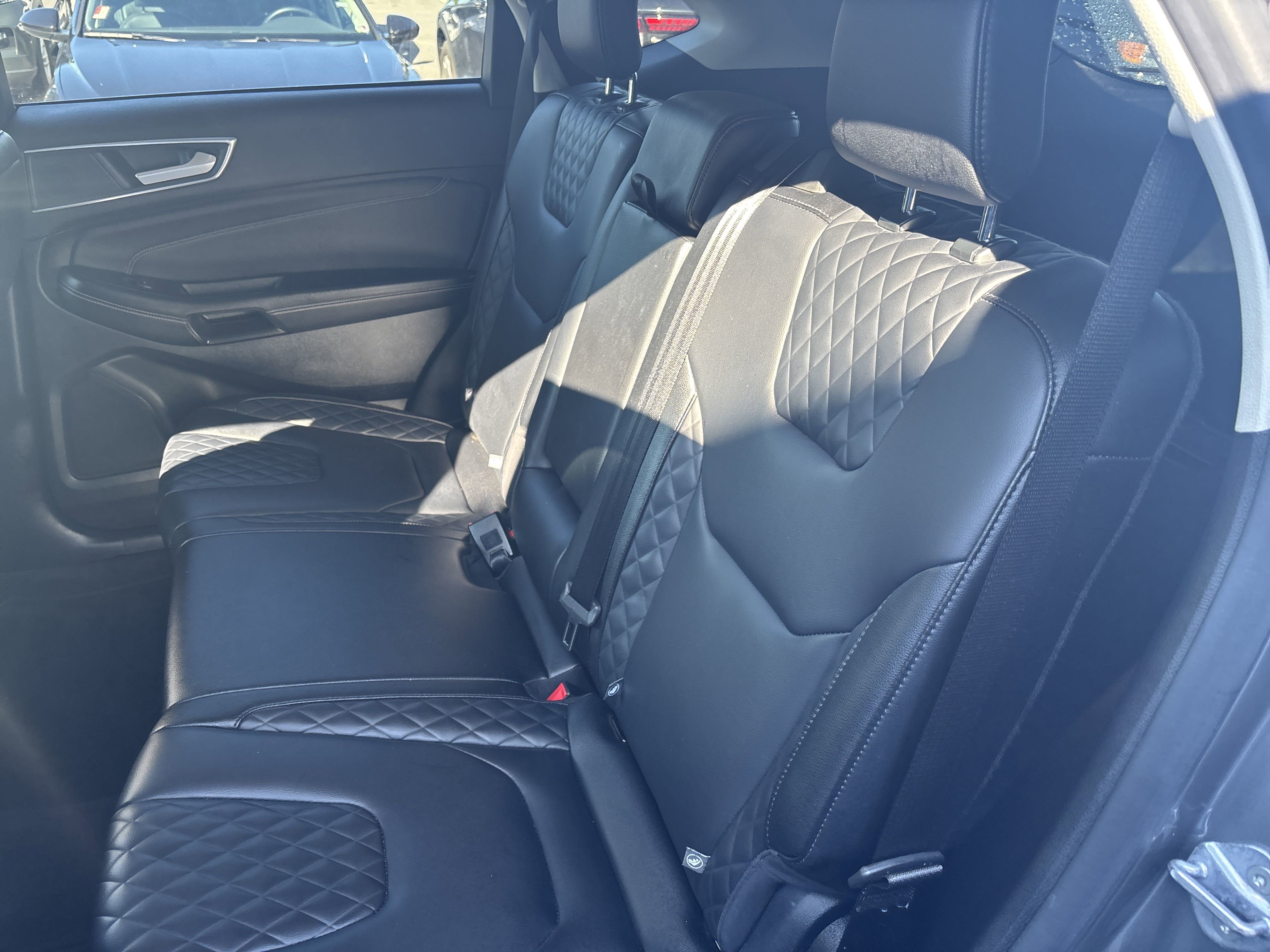 Used 2024 Ford Edge Titanium image 13