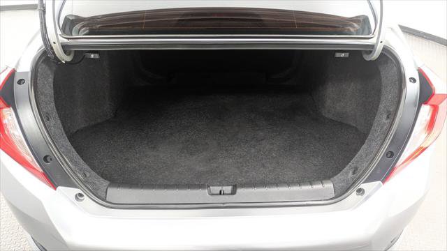 Used 2020 Honda Civic Sport image 18