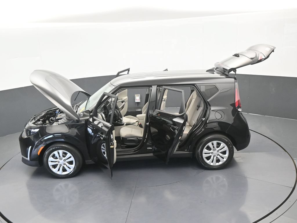 Used 2023 Kia Soul LX FWD image 53