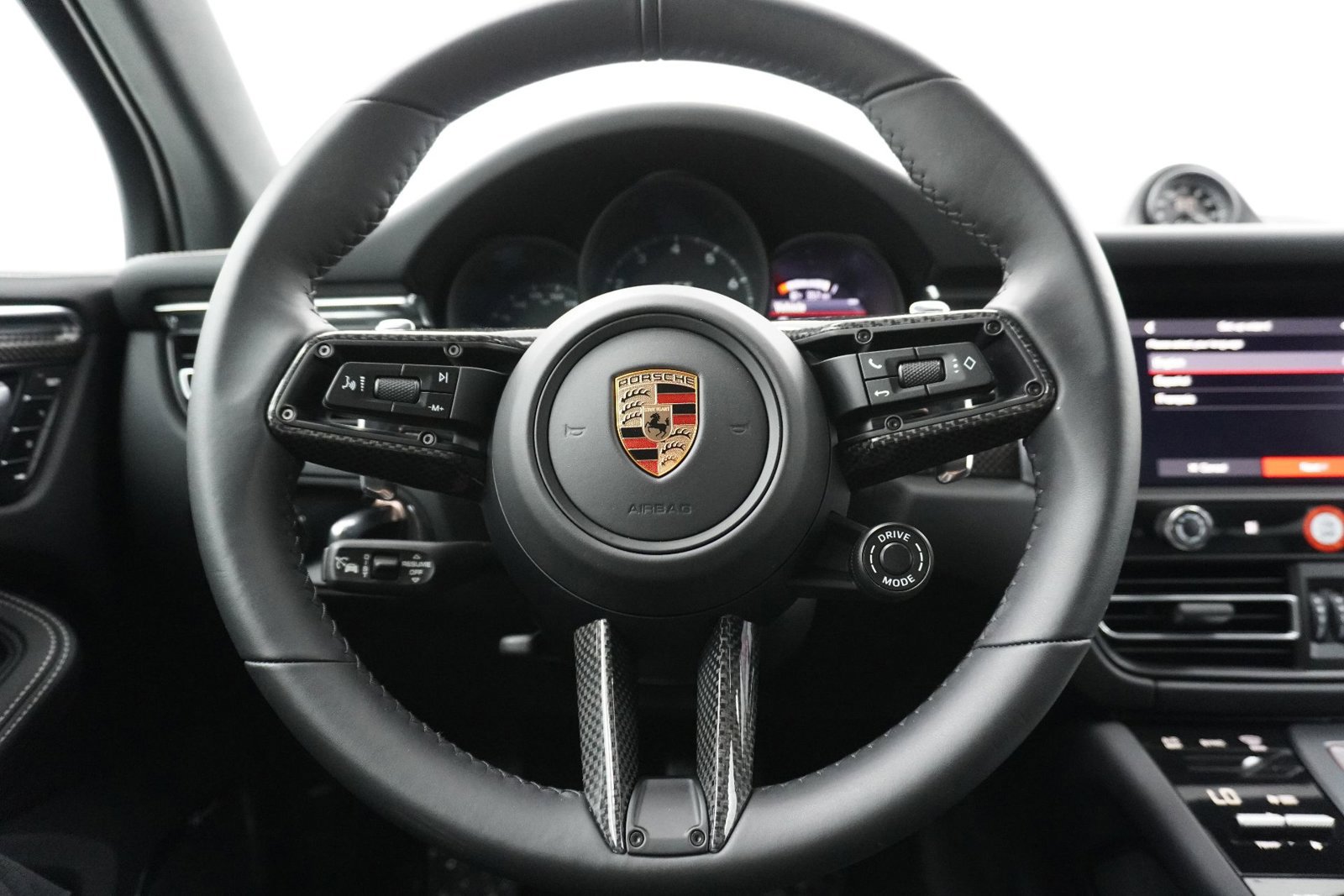 Used 2026 Porsche Macan GTS image 20