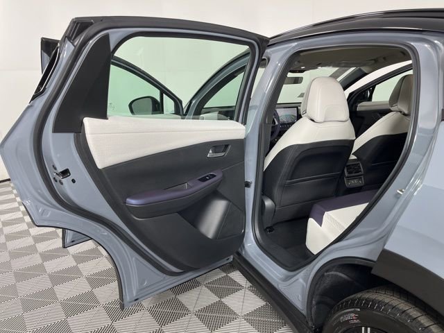 New 2026 Nissan Leaf Platinum+ w/ Cargo Package (Platinum+) FWD image 43
