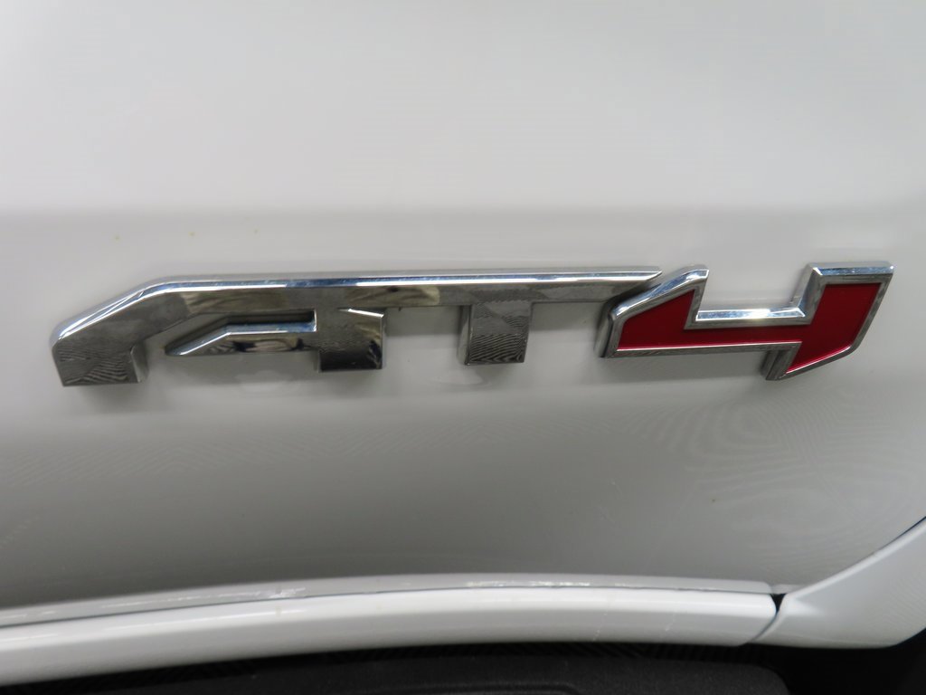 Used 2024 GMC Sierra 1500 AT4 w/ Technology Package image 59
