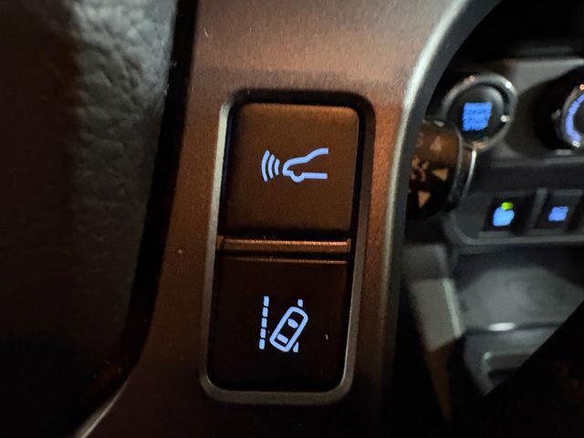 Certified 2019 Toyota Tacoma TRD Off-Road image 17