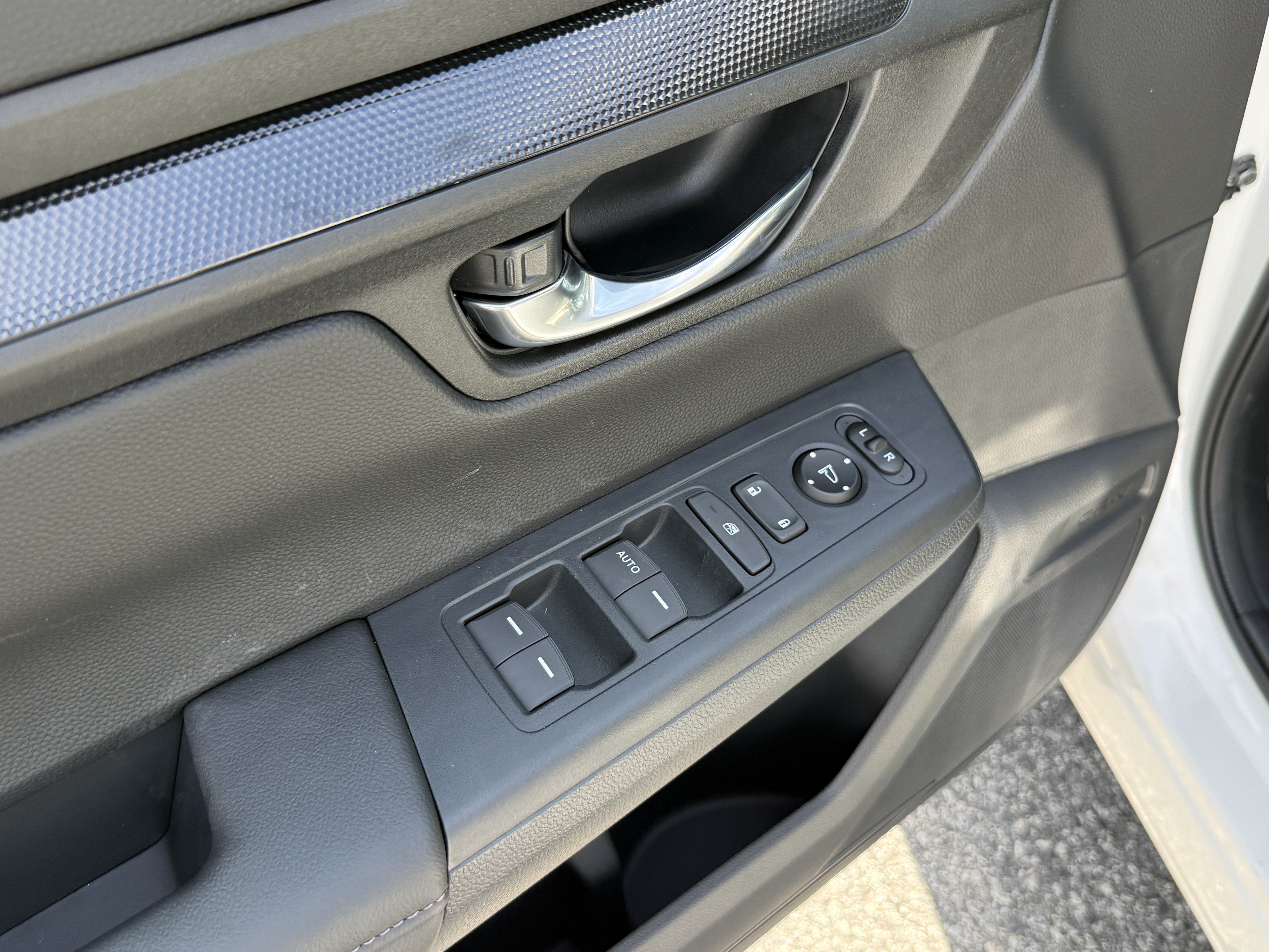 New 2026 Honda CR-V LX image 15