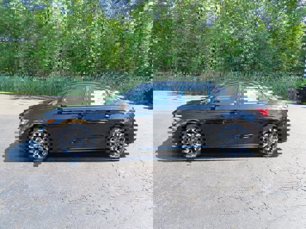 New 2026 Honda Civic Sport Touring image 3