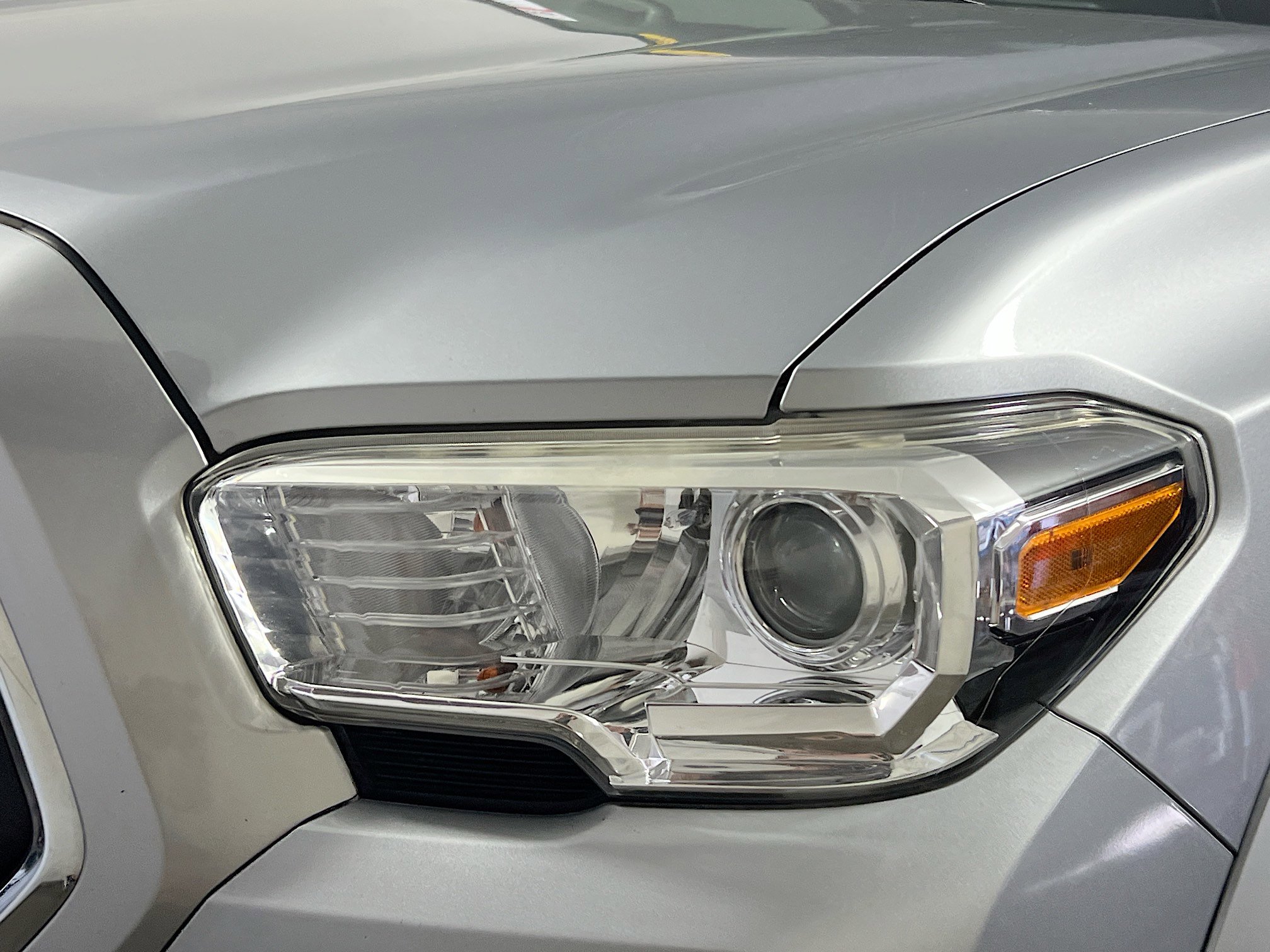 Used 2021 Toyota Tacoma SR5 image 11