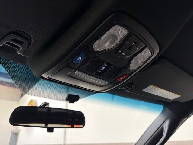 Used 2022 RAM 3500 Tradesman image 21