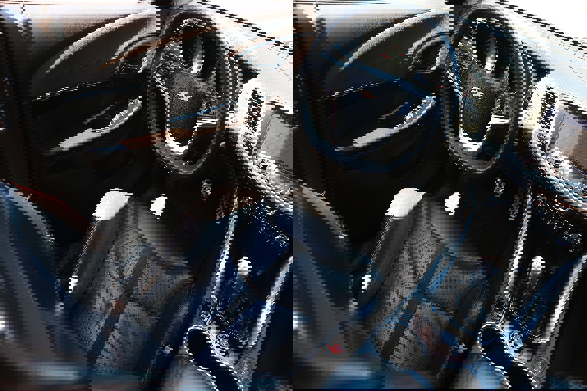 Used 2015 Chevrolet SS image 23