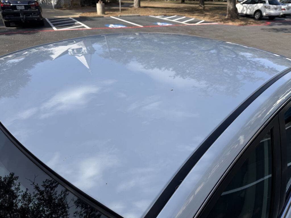 Used 2018 Nissan Sentra S image 9