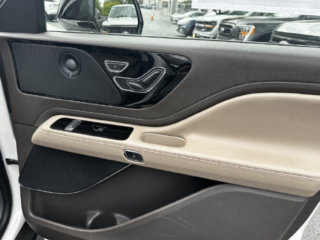 Certified 2023 Lincoln Aviator Grand Touring w/ Equipment Group 301A AWD/4WD image 37