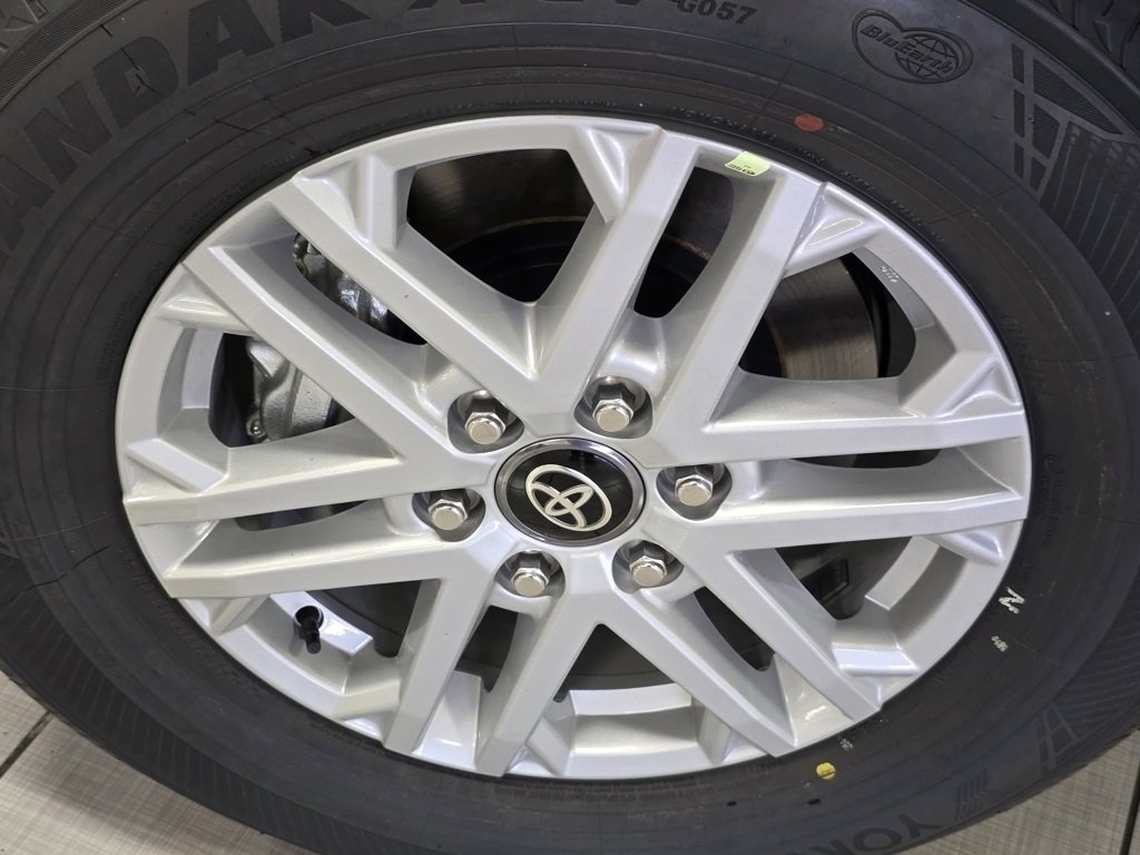 New 2026 Toyota Tundra SR5 image 9