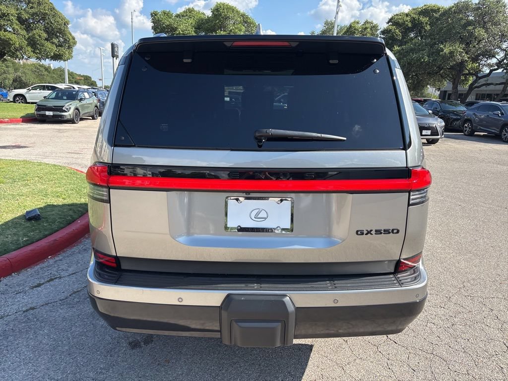 Certified 2024 Lexus GX 550 w/ Accessory Package (2T) AWD/4WD image 4